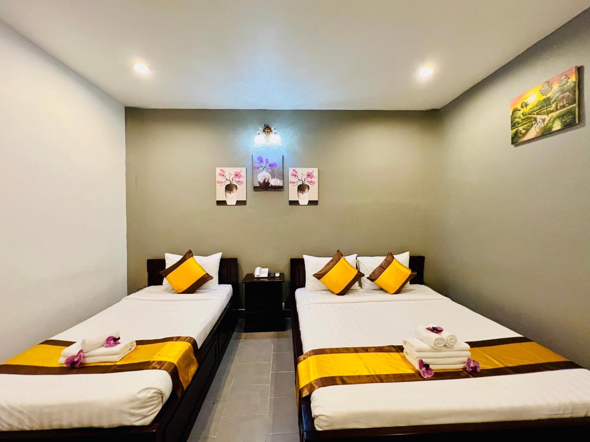 Sun Chakra Boutique Hotel Phnom Penh Exterior photo